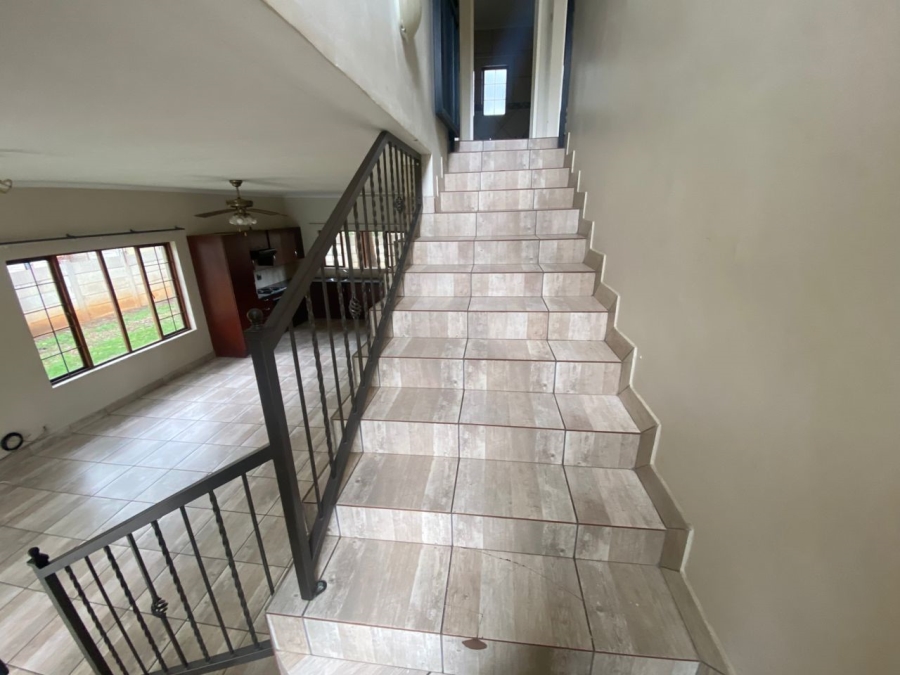 3 Bedroom Property for Sale in Waterval East North West